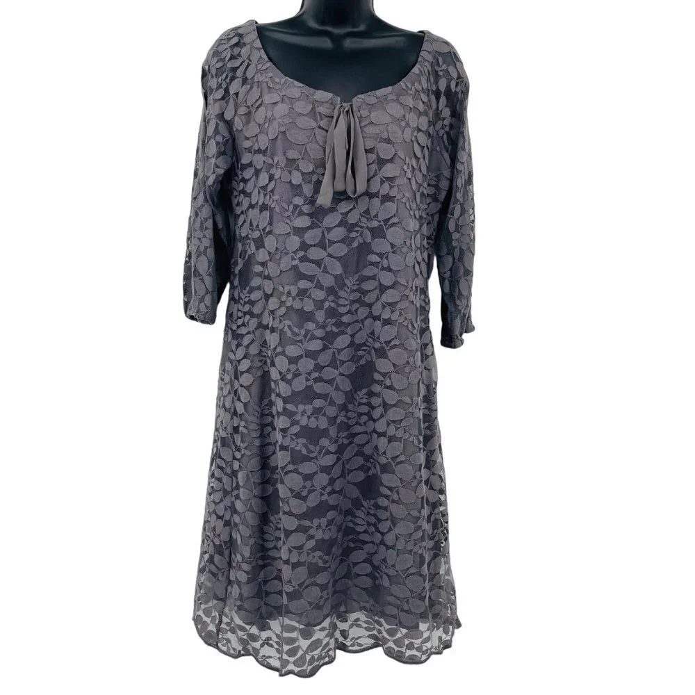 Garnet‎ Hill Women's Bohème Easy Lace Dress Size 4 In Color Gray 3/4 Sleeves